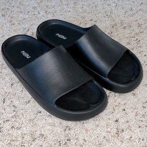 Cloud Foam Sandals